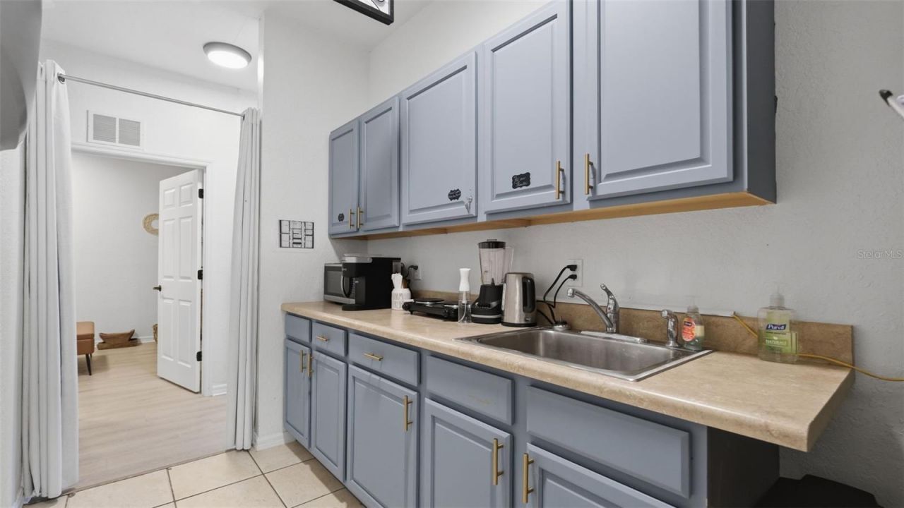 2120 Mariner Boulevard, Spring Hill, FL 34609 Photo
