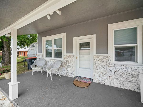 164 W Cherokee Avenue, Langley, OK 74350