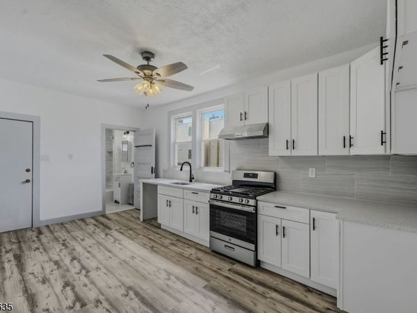 18 John St, Unit 2, Kearny, NJ 07032