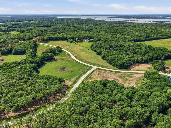60 Doe Crossing, Pottsboro, TX 75076