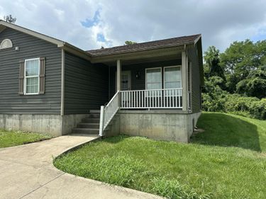 111 Springdale Avenue, Unit B, Cynthiana, KY 41031