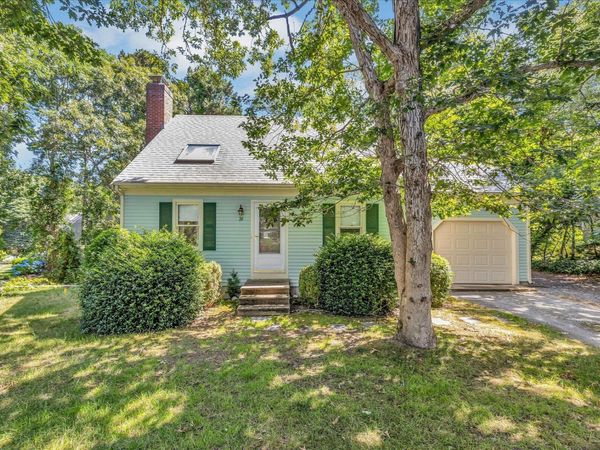 26 Richard Road, Yarmouth Port, MA 02675