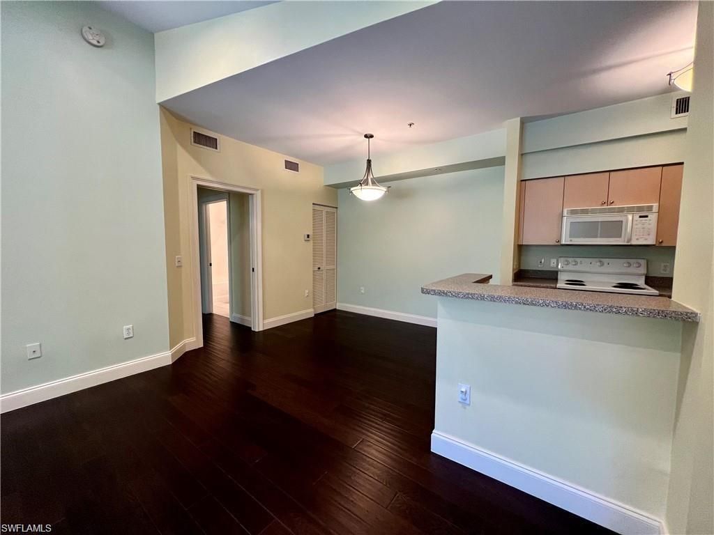 1160 Reserve Way , Unit 207, Naples, FL 34105 Photo
