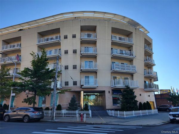 81-14 Queens Boulevard , Unit PH6C, Elmhurst, NY 11373