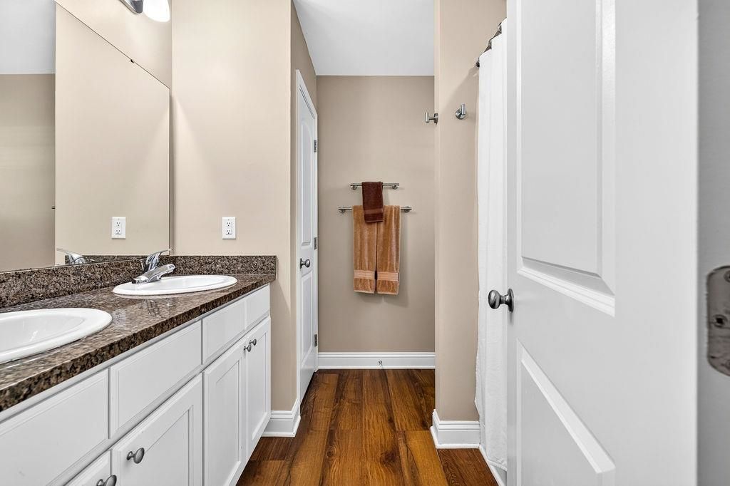 146 Robert Conway Ct. Photo 17