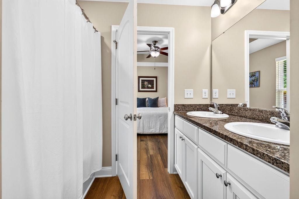 146 Robert Conway Ct. Photo 18