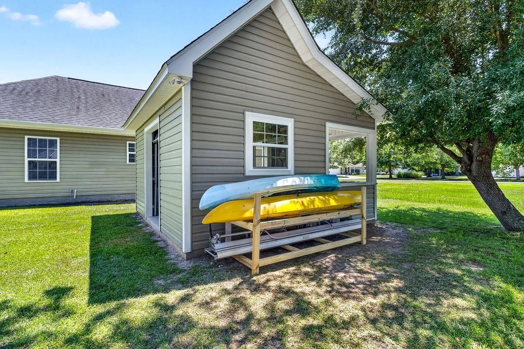 146 Robert Conway Ct. Photo 26