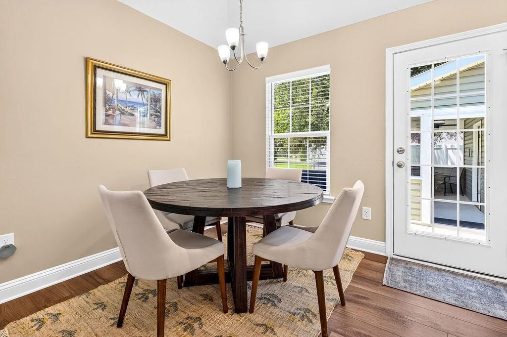 146 Robert Conway Ct. Photo 8