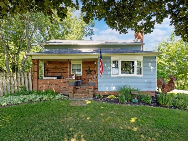 7810 Wooster Pike, Seville, OH 44273