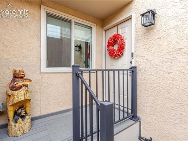 372 Mission Hill Way, Colorado Springs, CO 80921
