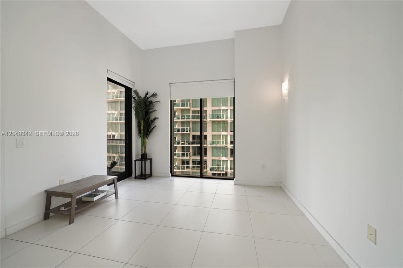 31 SE 6th St , Unit 2706, Miami, FL 33131 Photo