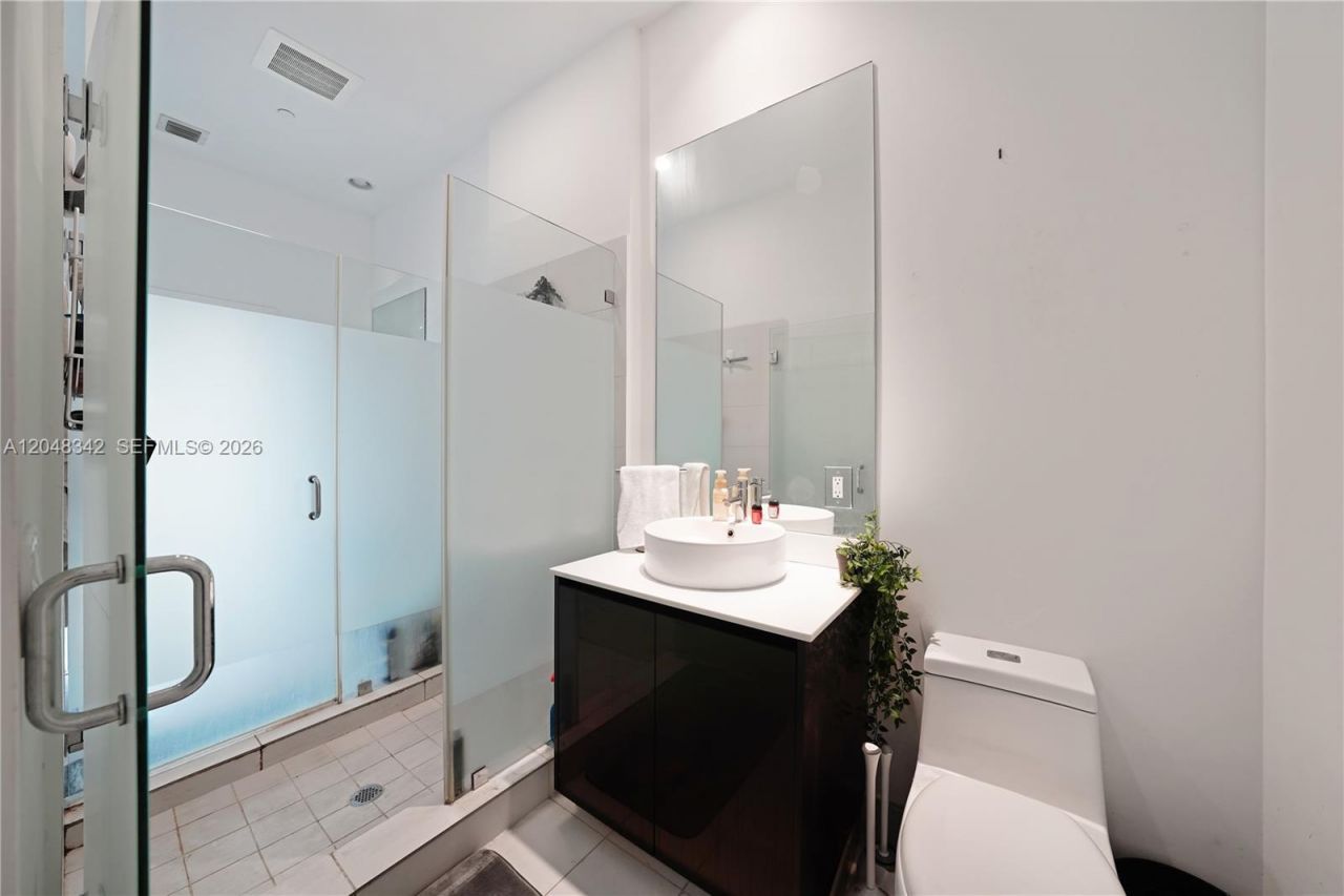 31 SE 6th St , Unit 2706, Miami, FL 33131 Photo