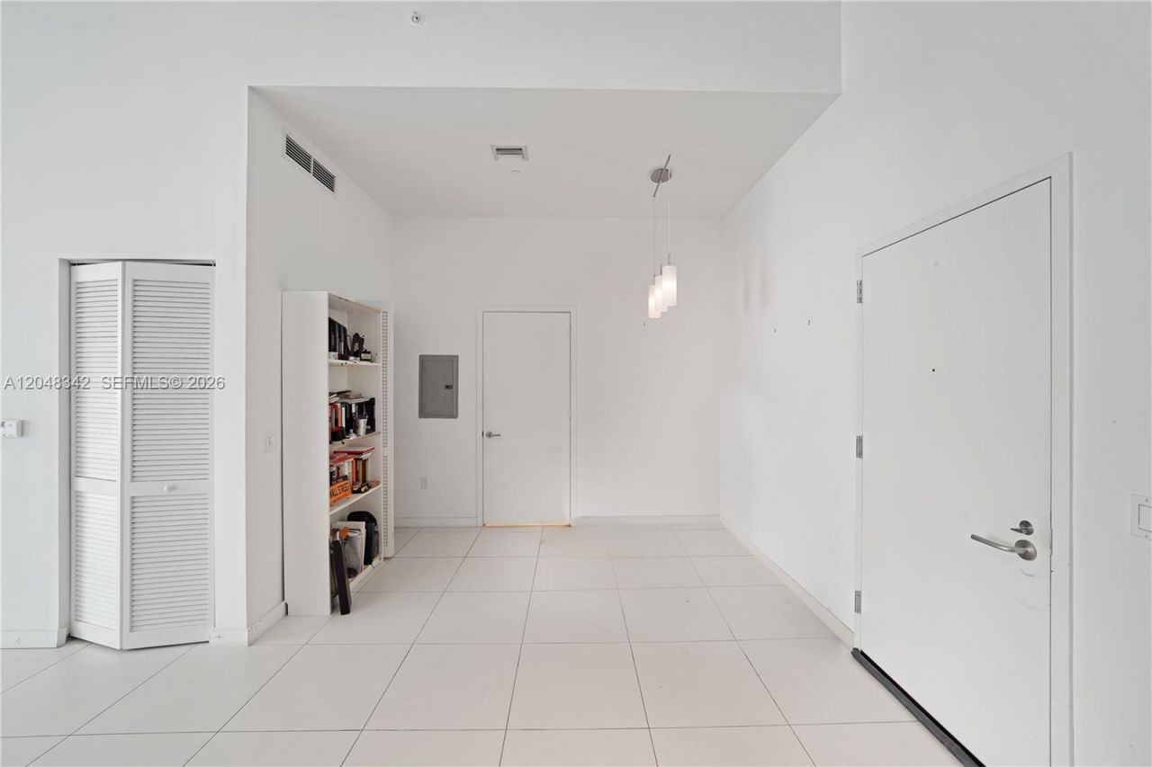 31 SE 6th St , Unit 2706, Miami, FL 33131 Photo