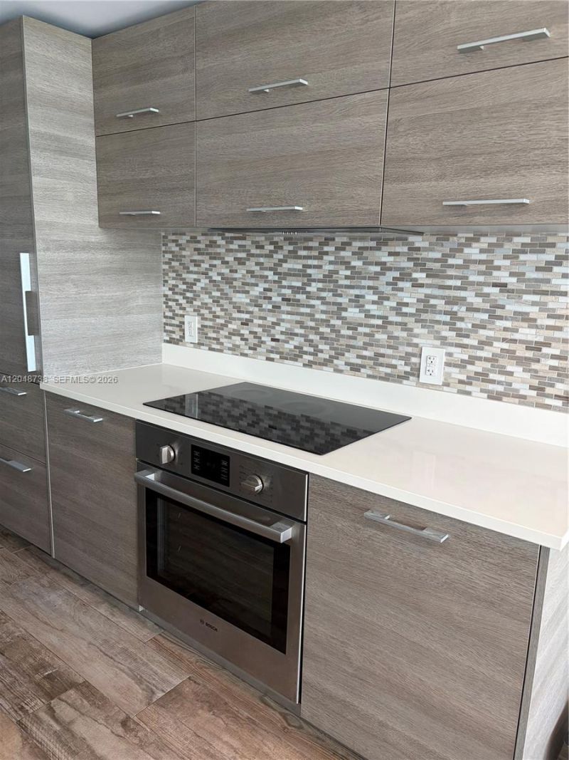 650 NE 32nd St, Unit 802, Miami, FL 33137 Photo