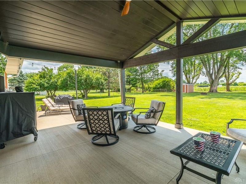 180 Floral Acres Drive, Tipp City, OH 45371 Photo 26