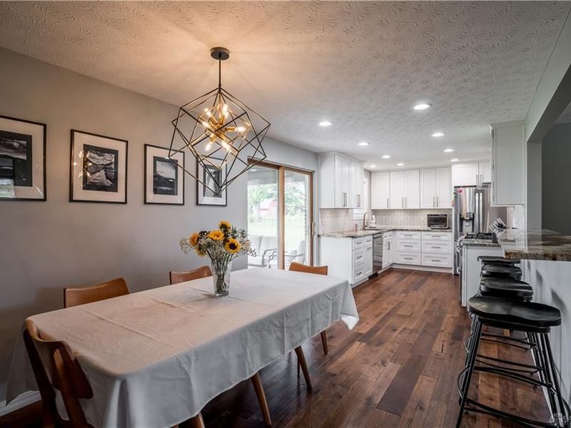 180 Floral Acres Drive, Tipp City, OH 45371 Photo 6