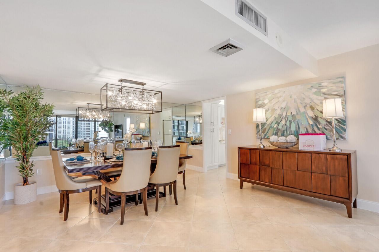 4200 N Ocean Drive, Unit 2-802, Singer Island, FL 33404 Photo