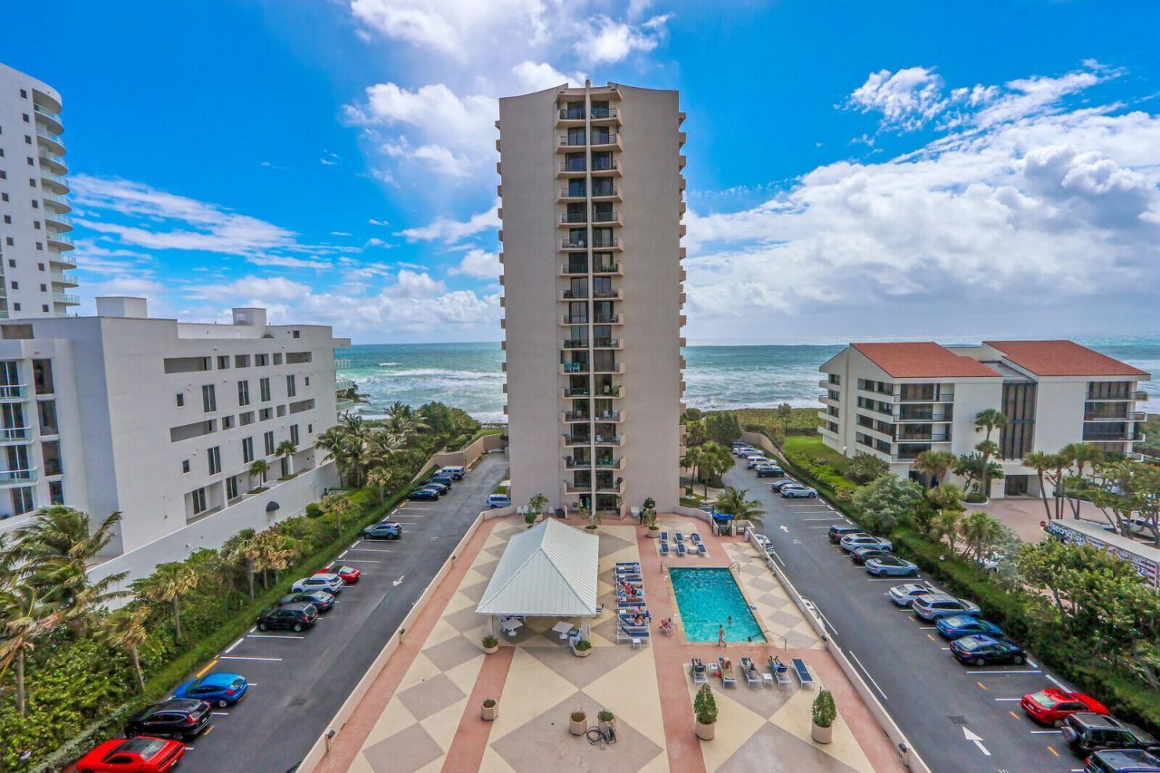 4200 N Ocean Drive, Unit 2-802, Singer Island, FL 33404 Photo