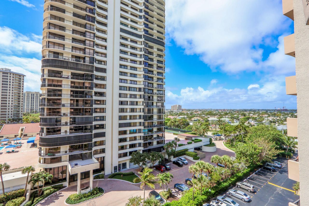 4200 N Ocean Drive, Unit 2-802, Singer Island, FL 33404 Photo