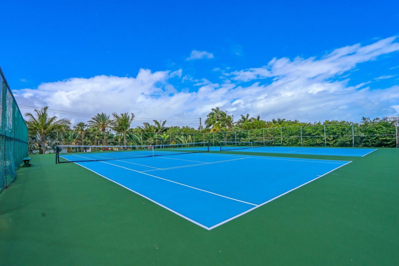 4200 N Ocean Drive, Unit 2-802, Singer Island, FL 33404 Photo