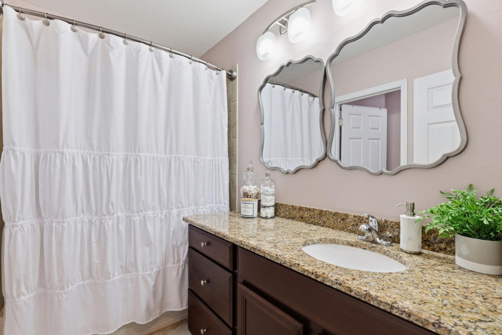 1517 Birdie Drive, Naples, FL 34120 Photo