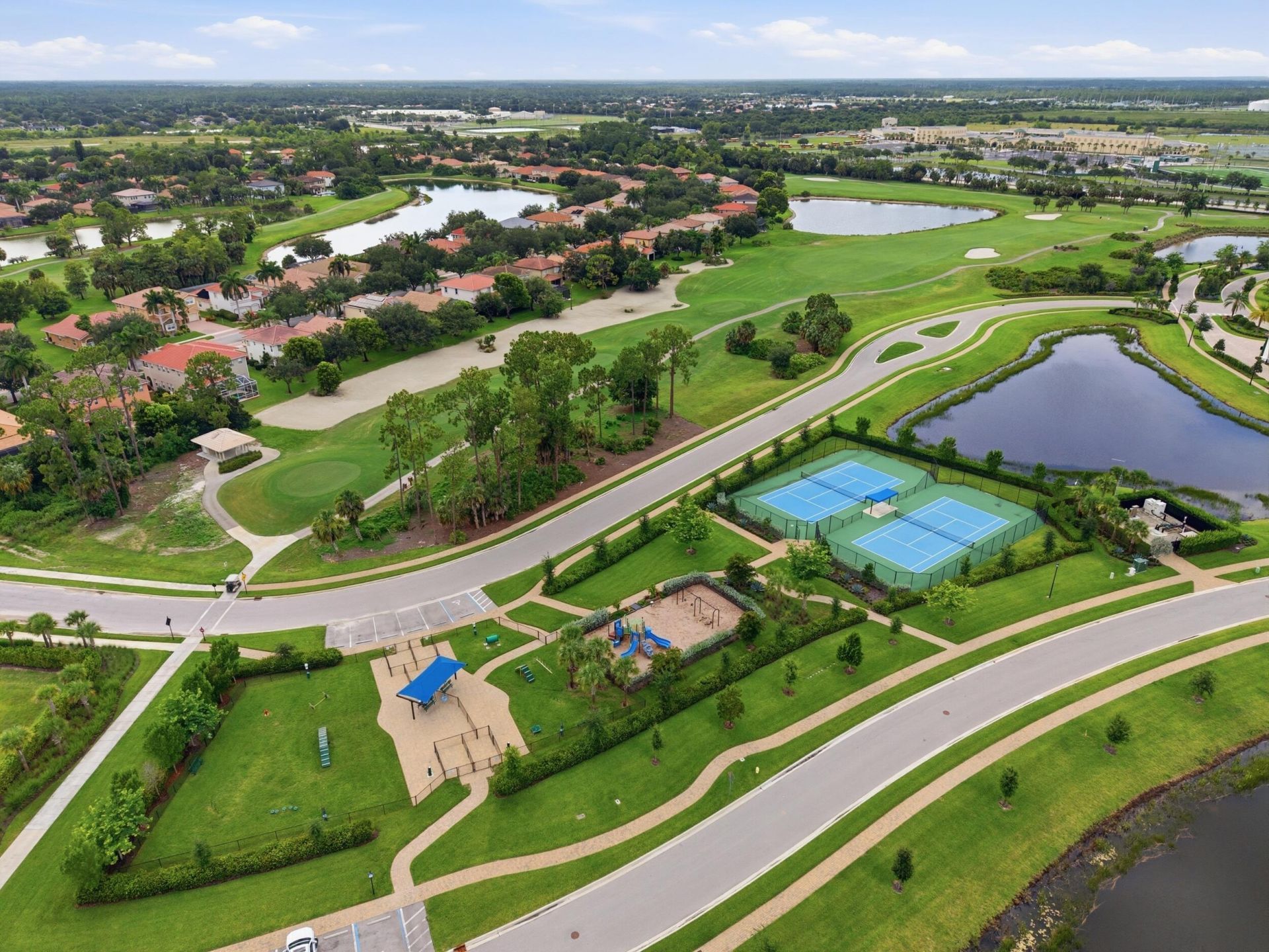 1517 Birdie Drive, Naples, FL 34120 Photo