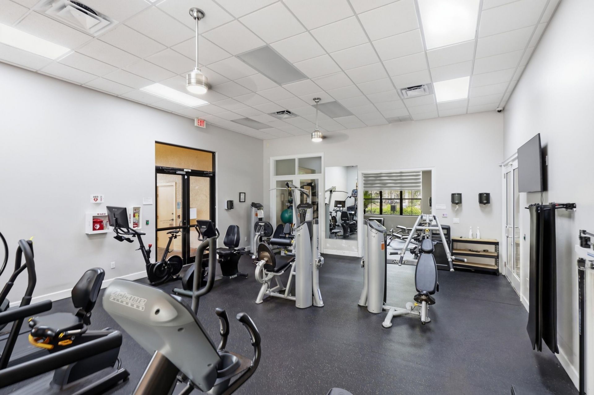 1517 Birdie Drive, Naples, FL 34120 Photo