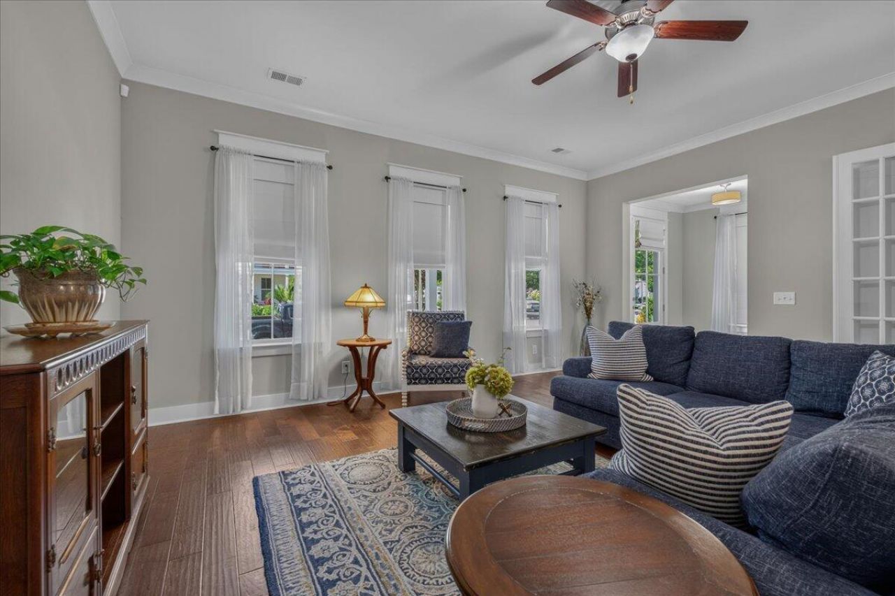 428 Watergrass Way Photo 10