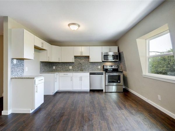7204 Twin Crest DR , Unit 102, Austin, TX 78752