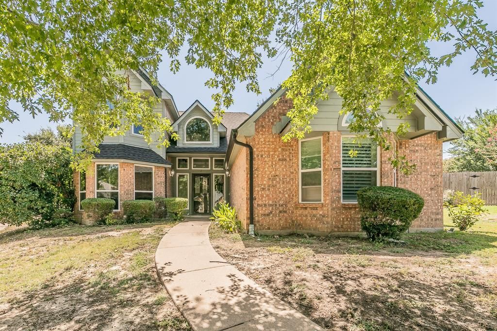 2 Edgemere Court, Trophy Club, TX 76262 Main Photo