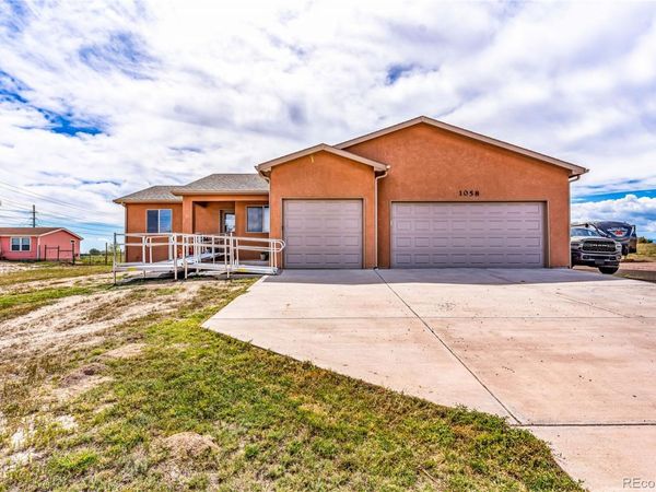 1058 E Ranch Drive , Pueblo West, CO 81007