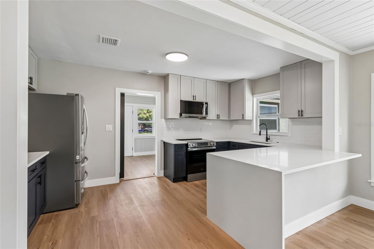400 Plumosa Drive , Sanford, FL 32771 Photo