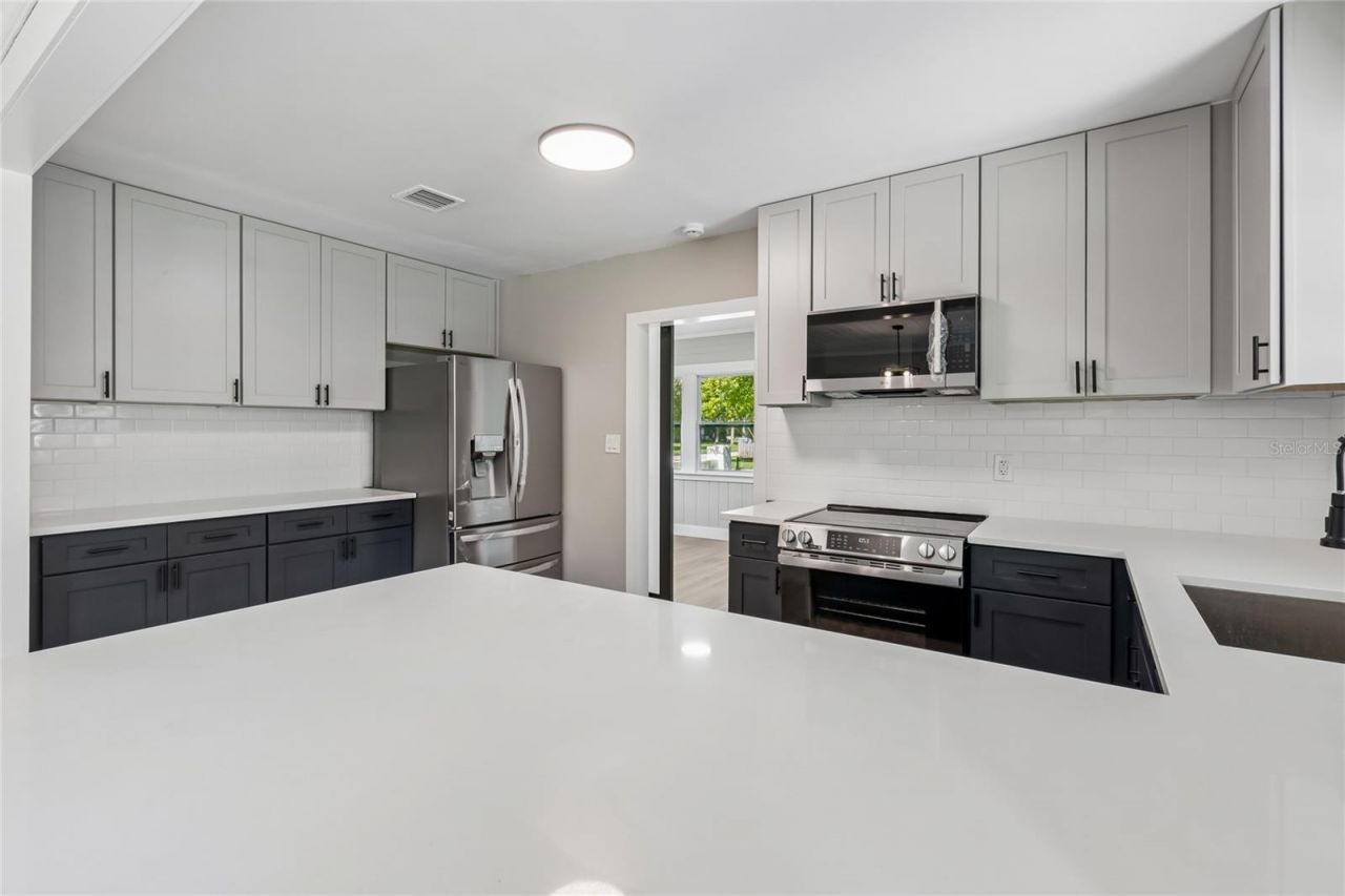 400 Plumosa Drive , Sanford, FL 32771 Photo