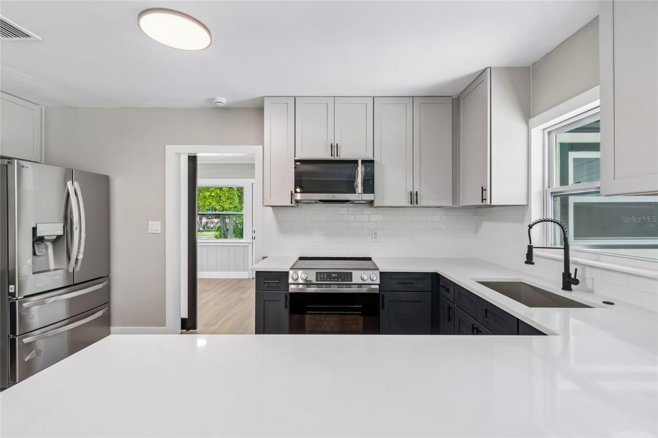 400 Plumosa Drive , Sanford, FL 32771 Photo