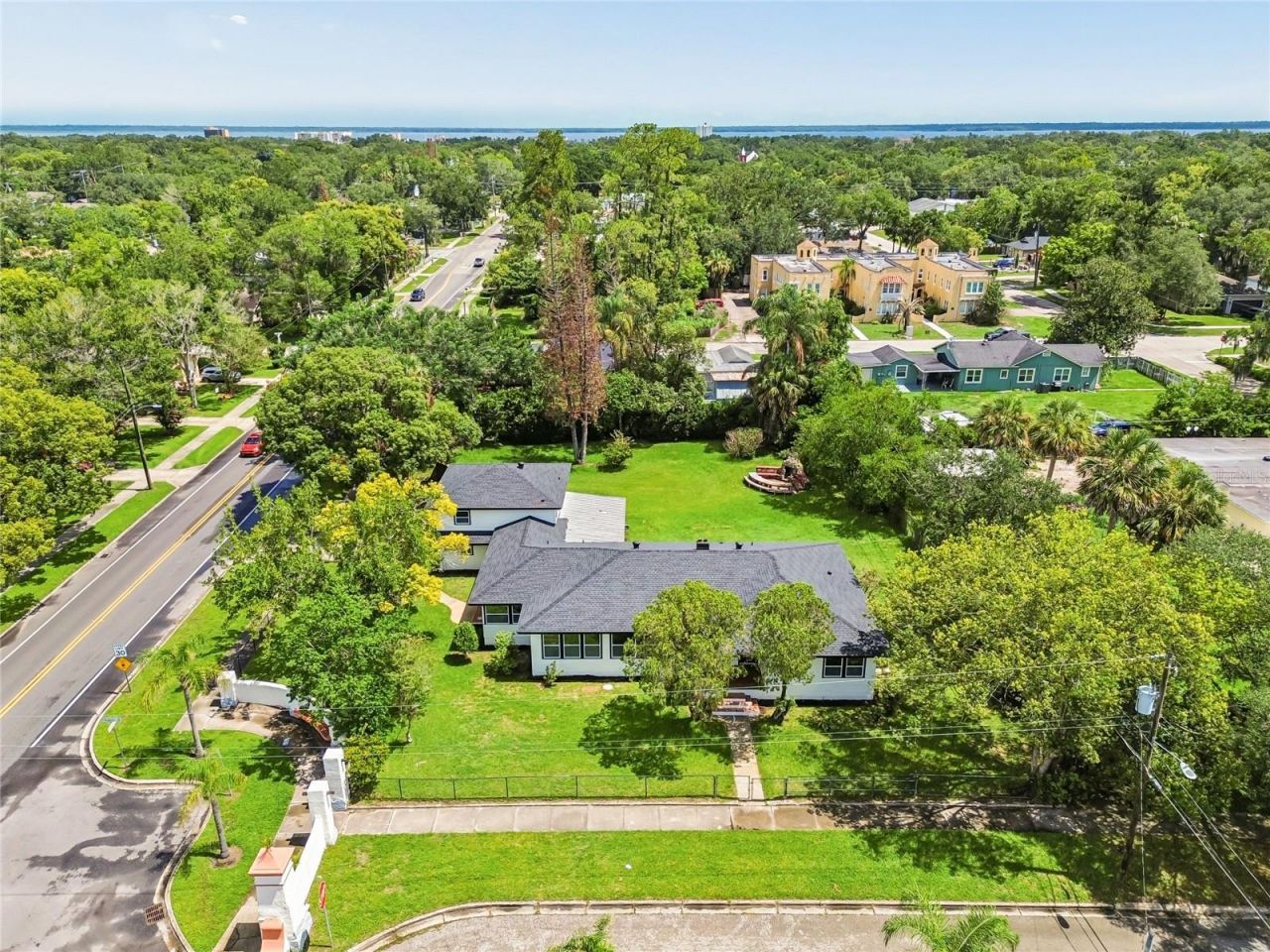 400 Plumosa Drive , Sanford, FL 32771 Photo