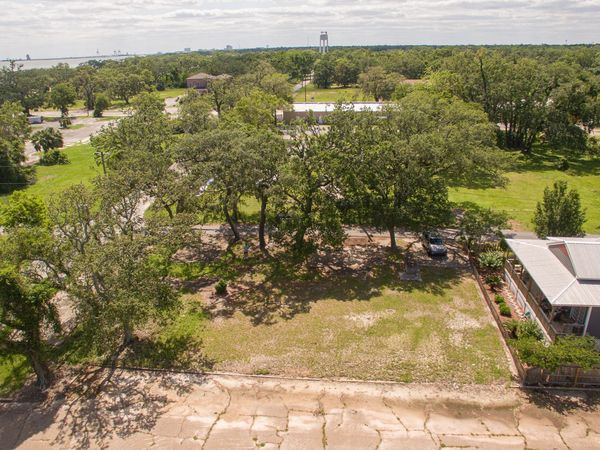 202 Palmetto Lane, Gulfport, MS 39507