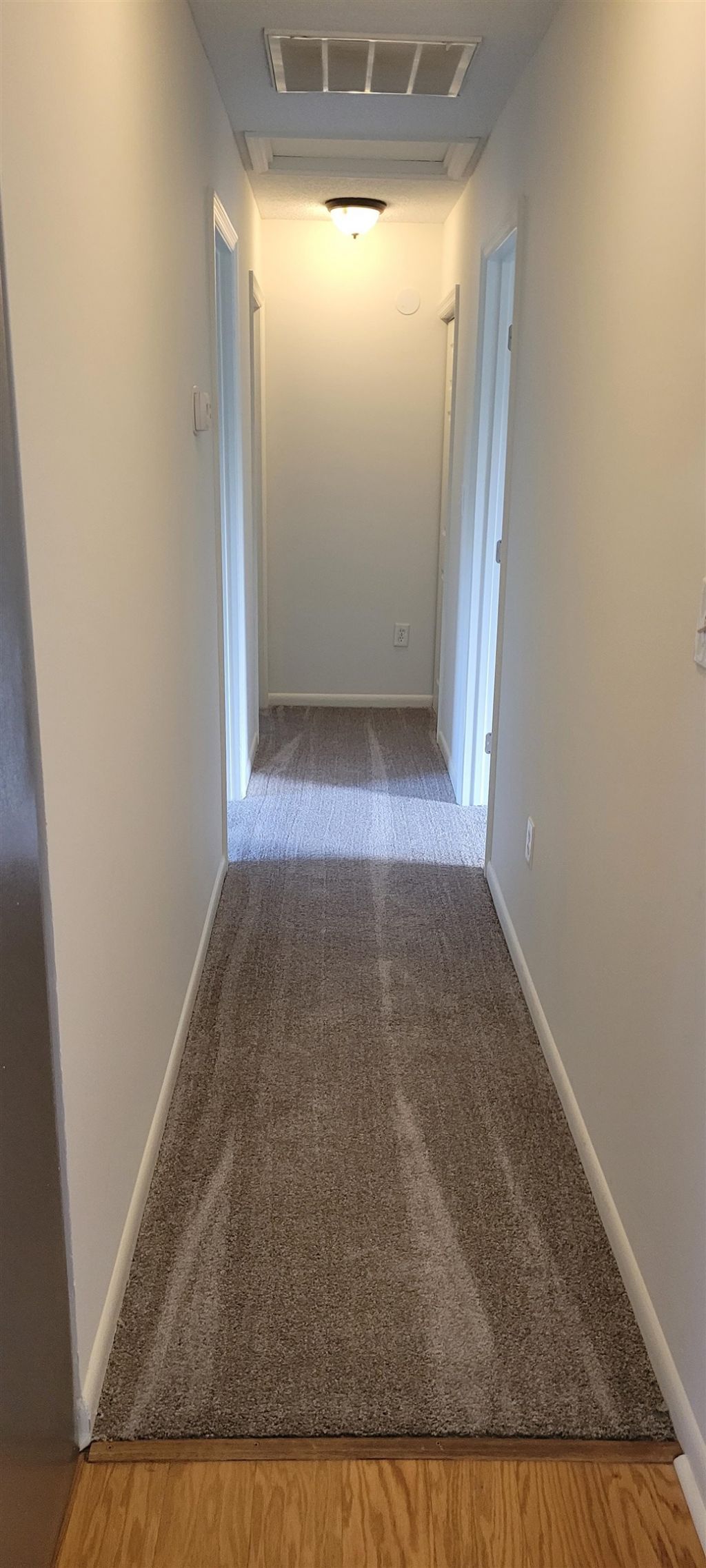 7 S Farr Ave.  Photo 13