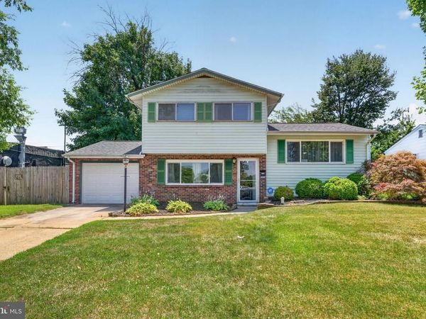 1301 GREENTREE, NEWARK, DE 19713