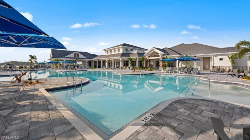 17211 Blue Sapphire Dr, Fort Myers, FL 33913 Photo