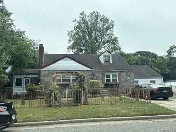 64 Locust Drive, Amityville, NY 11701