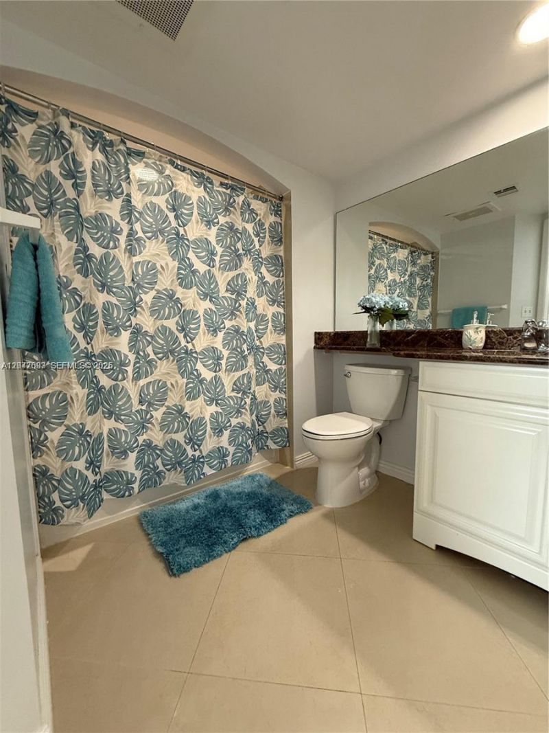 9201 Collins Ave , Unit 521, Surfside, FL 33154 Photo