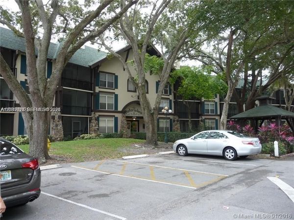 3720 Inverrary Dr , Unit 3L, Lauderhill, FL 33319