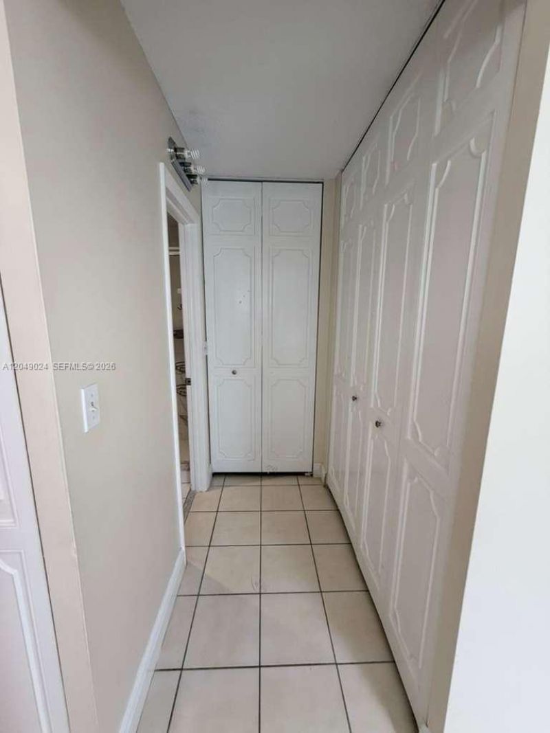 3720 Inverrary Dr , Unit 3L, Lauderhill, FL 33319 Photo