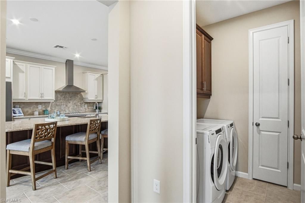 4578 Arboretum Cir, Unit 202, Naples, FL 34112 Photo