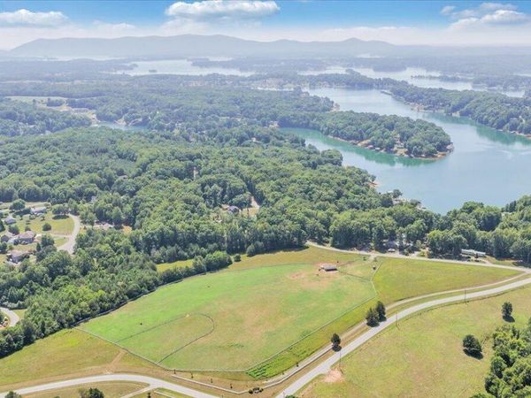 0 Mallard Point RD , Wirtz, VA 24184