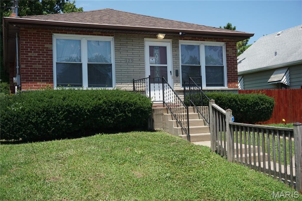 125 W Felton Avenue, Saint Louis, MO 63125 Main Photo