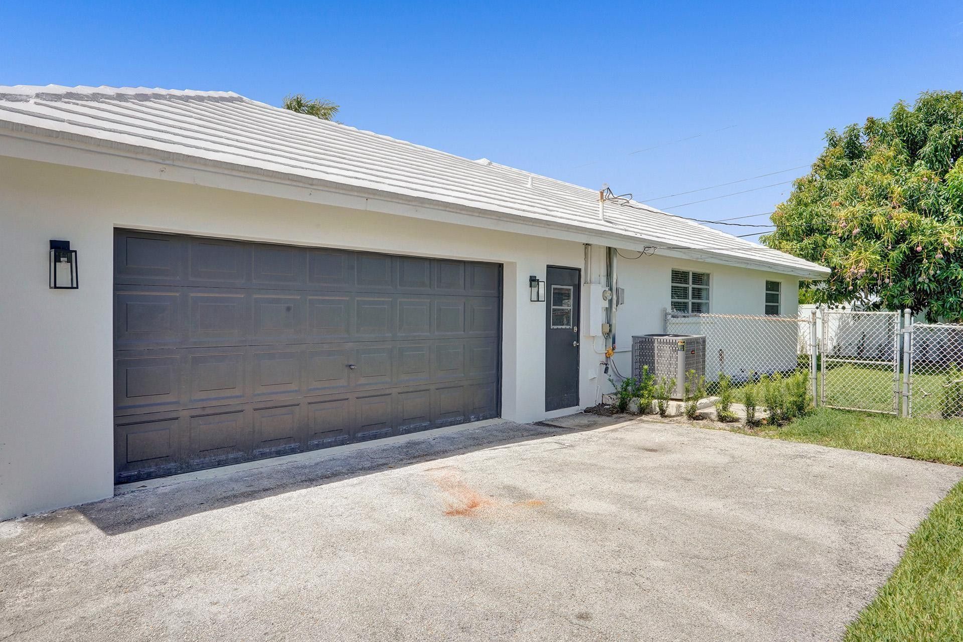 4751 NE 29th Avenue, Fort Lauderdale, FL 33308 Photo