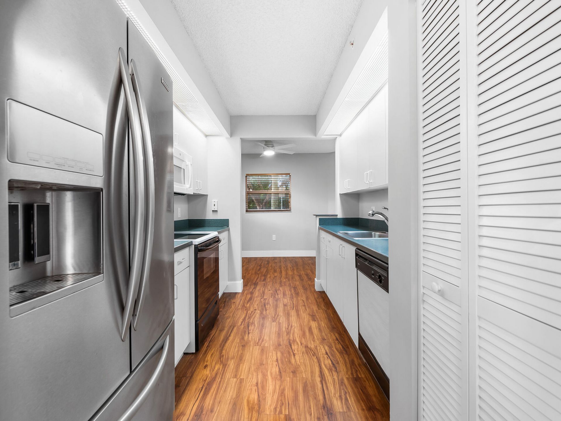 550 SW 137 Avenue, Unit L114, Pembroke Pines, FL 33027 Photo