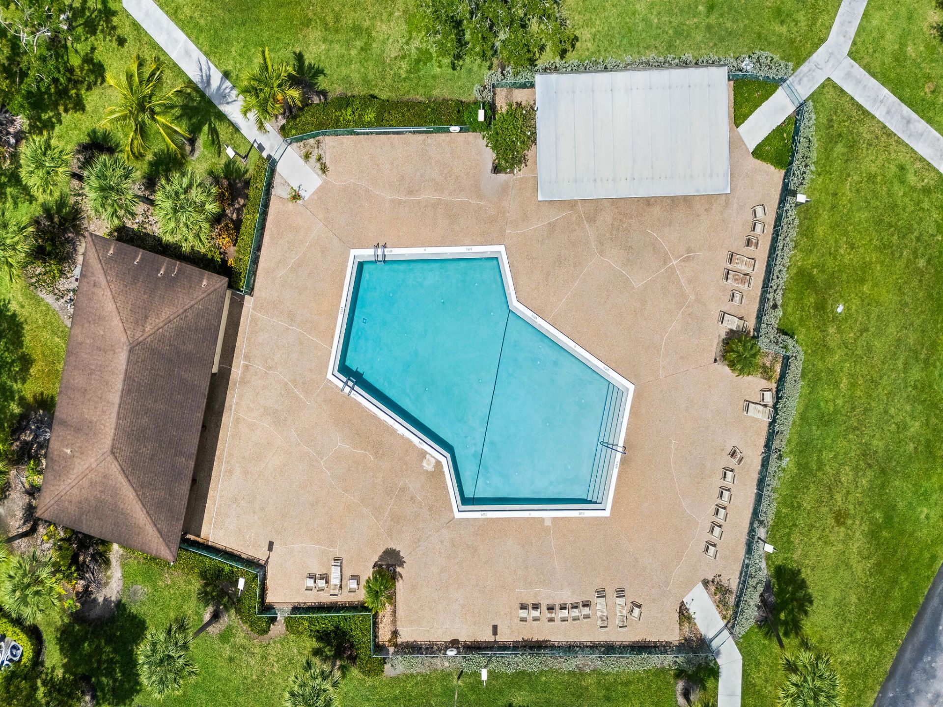 550 SW 137 Avenue, Unit L114, Pembroke Pines, FL 33027 Photo