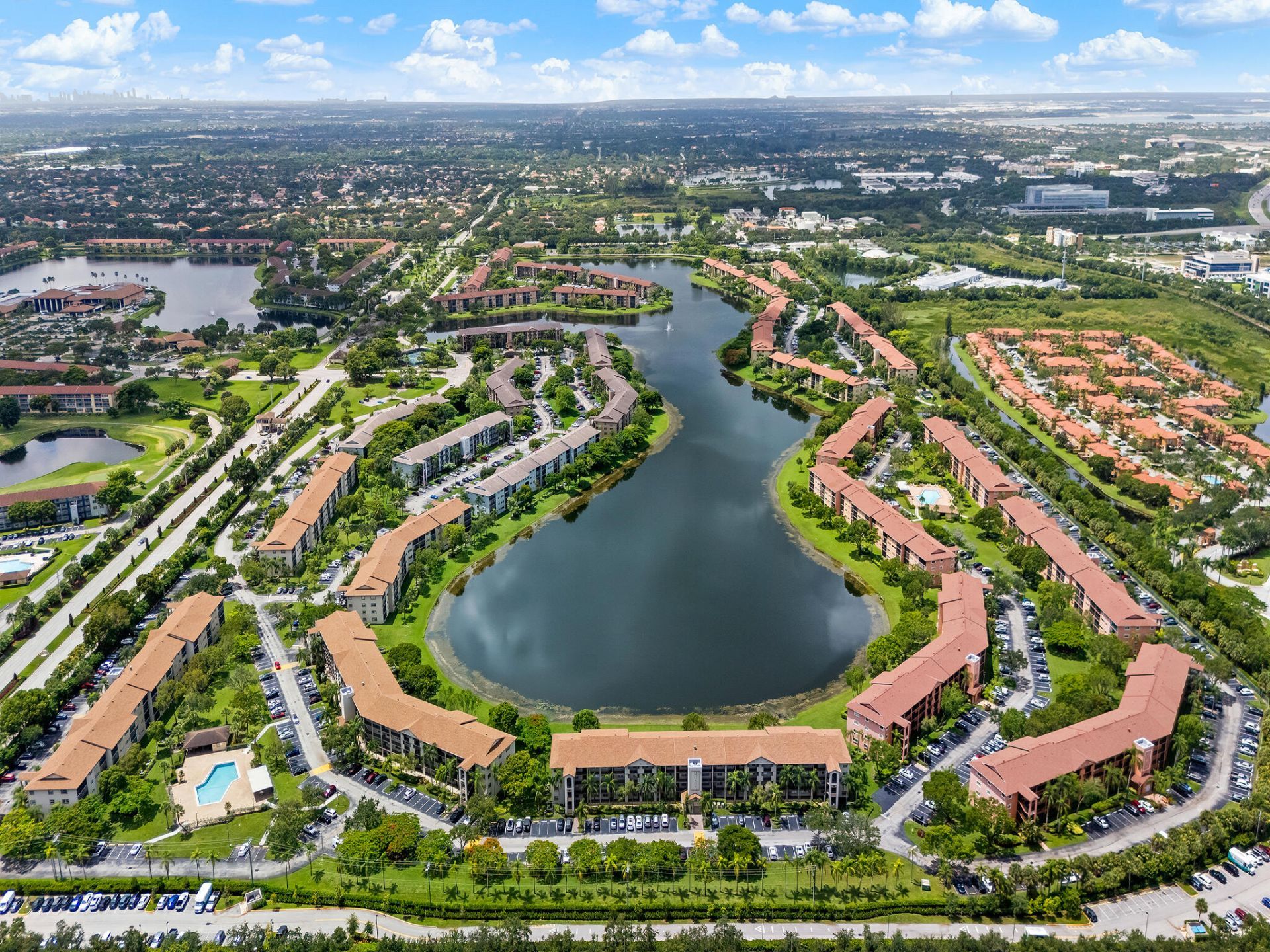 550 SW 137 Avenue, Unit L114, Pembroke Pines, FL 33027 Photo
